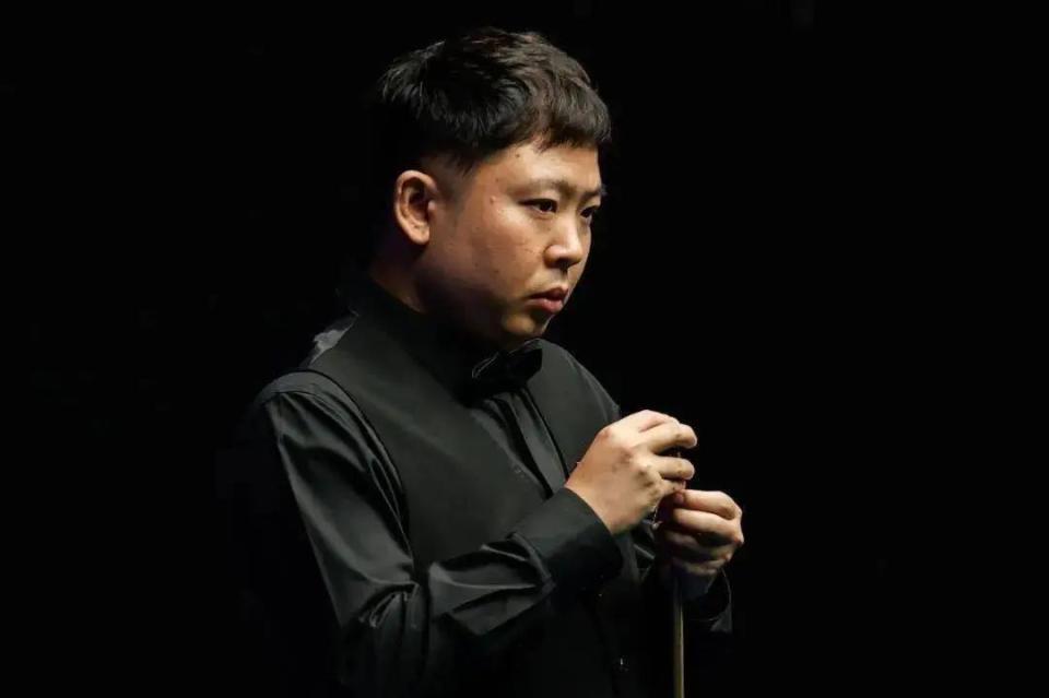 76人更衣 76人更衣