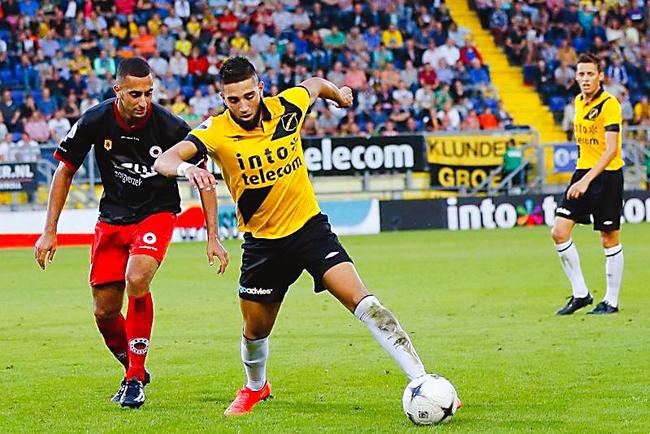 的对抗中 的对抗中