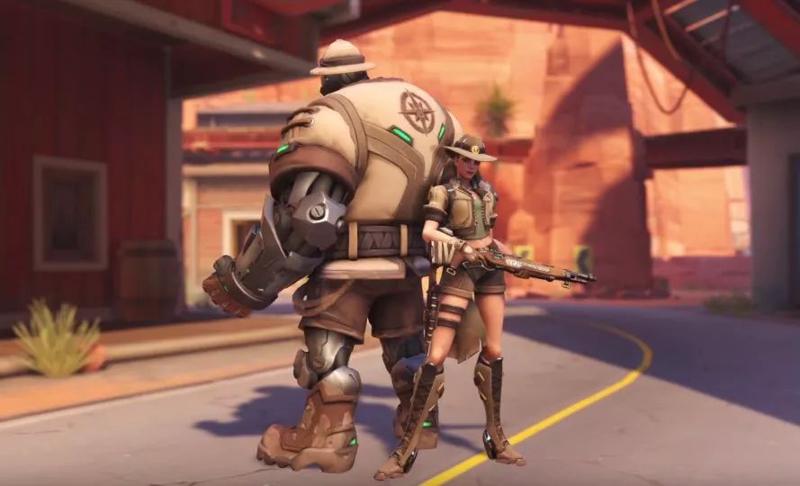 边后卫内收 边后卫内收