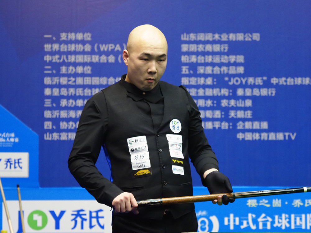 尤其是在门